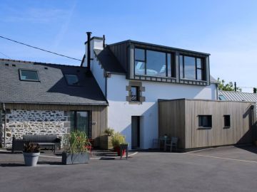 ☀️ La lumière c'est la vie !
En plus du projet de rénovation et d'extension, nos équipes ont également mis en œuvre leur #expertise en menuiseries...