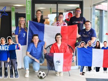 ⚽ Nouveau transfert chez MCP Bramoullé !

Ousmane Dembélé a rejoint l'équipe... le temps d'une photo 📸

Fiers de porter les couleurs de l'Équipe de France,...