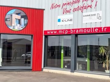 🎉 Un nouveau look pour @mcpbramoulle à Lannilis !

Cet été, notre agence s'est offert un véritable rafraîchissement ✨ Notre façade a été entièrement rénovée...