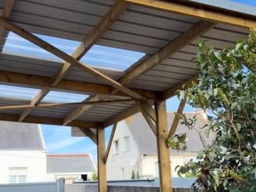 Le projet terminé sous tous les angles ! 🔍

Zoom sur ce carport en bois de 45 m² : du sur-mesure solide, conçu pour durer et protéger vos véhicules toute...